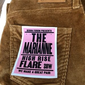 NWOT Aritzia DENIM Forum Marianne Flare